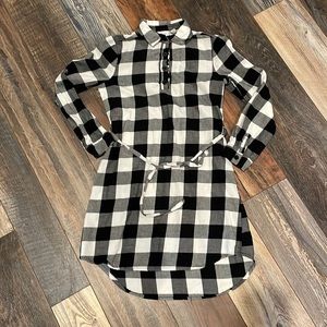 EUC Childrens Place size 7/8 Plaid Dress. Perfect for Christmas photos